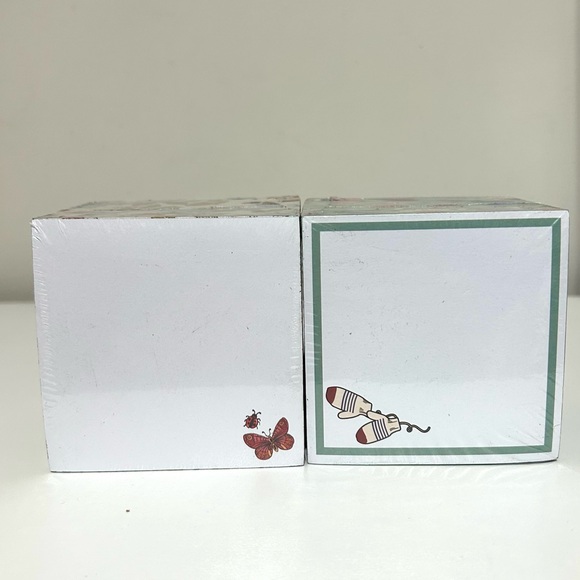 Vera Bradley Other - Vera‎ Bradley note cube